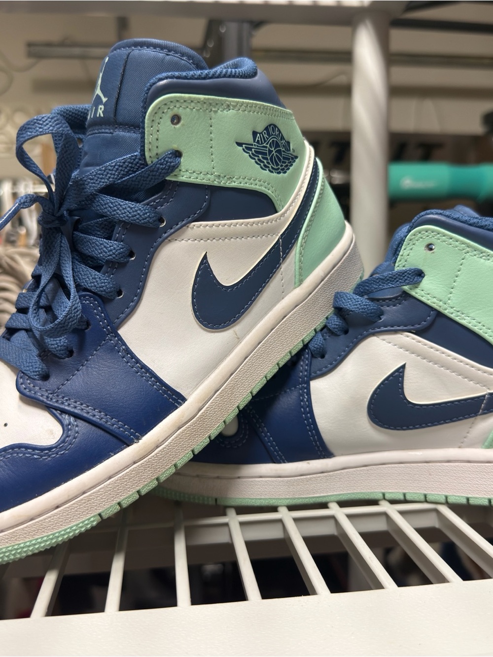 Nike Air Jordan 1 Mid “Blue Mint”